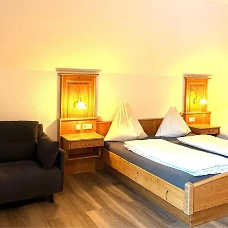 Und Restaurant Roemerstein Otel *